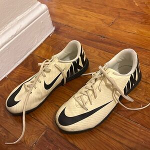 Nike Mercurial Vapor 15 Club Turf Soccer Cleats